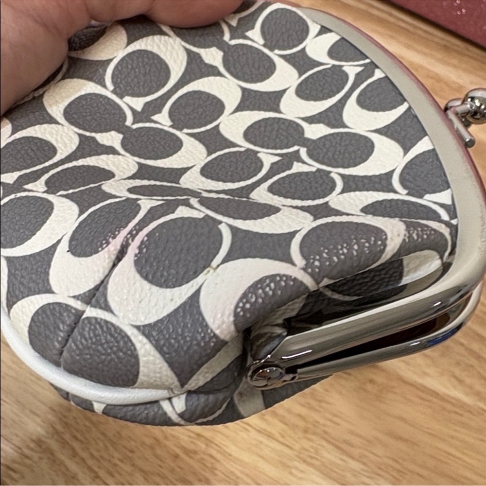COACH Kisslock Coin Purse - Picture 9 of 11